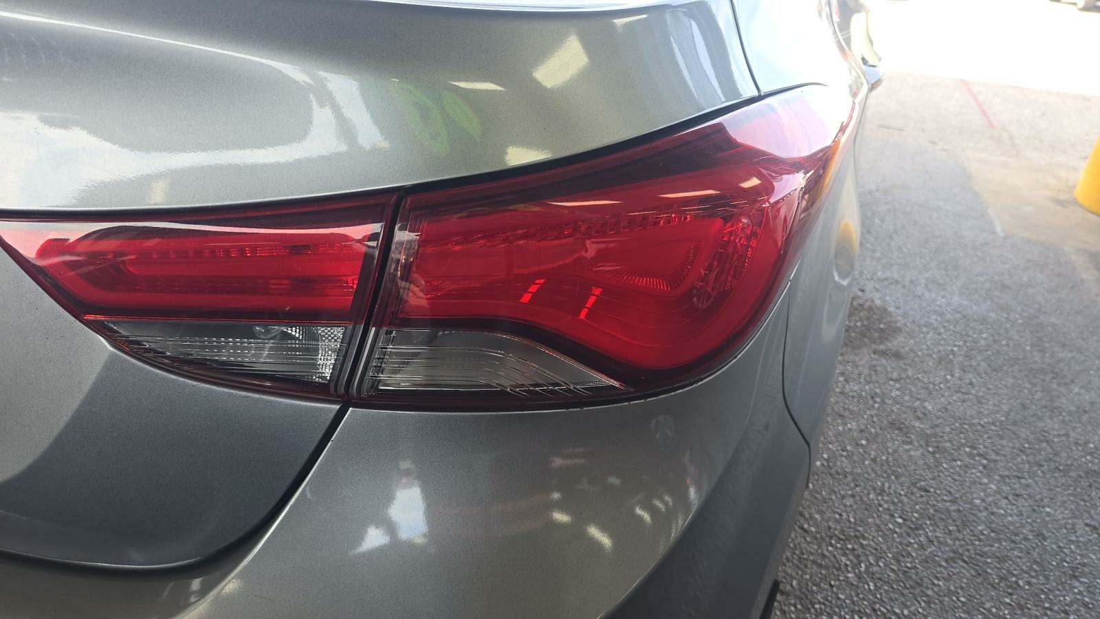 2014 Hyundai Elantra SE FWD