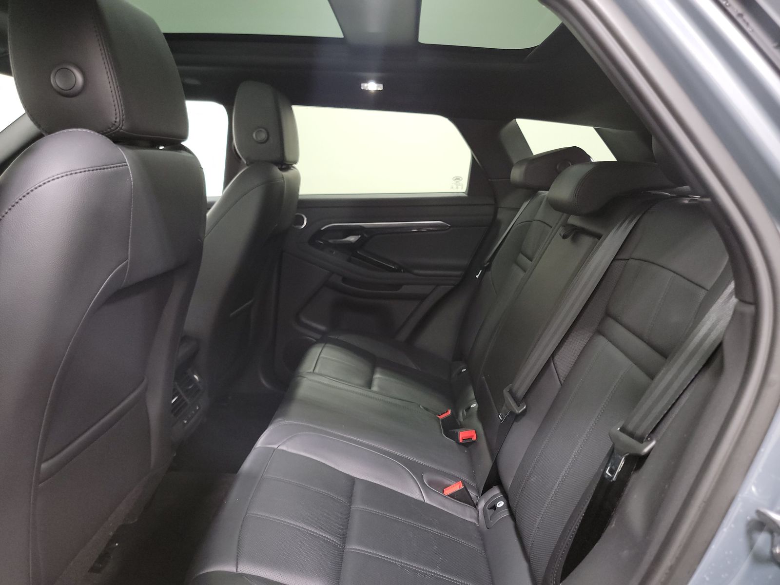 2022 Land Rover Range Rover Evoque R-Dynamic SE AWD