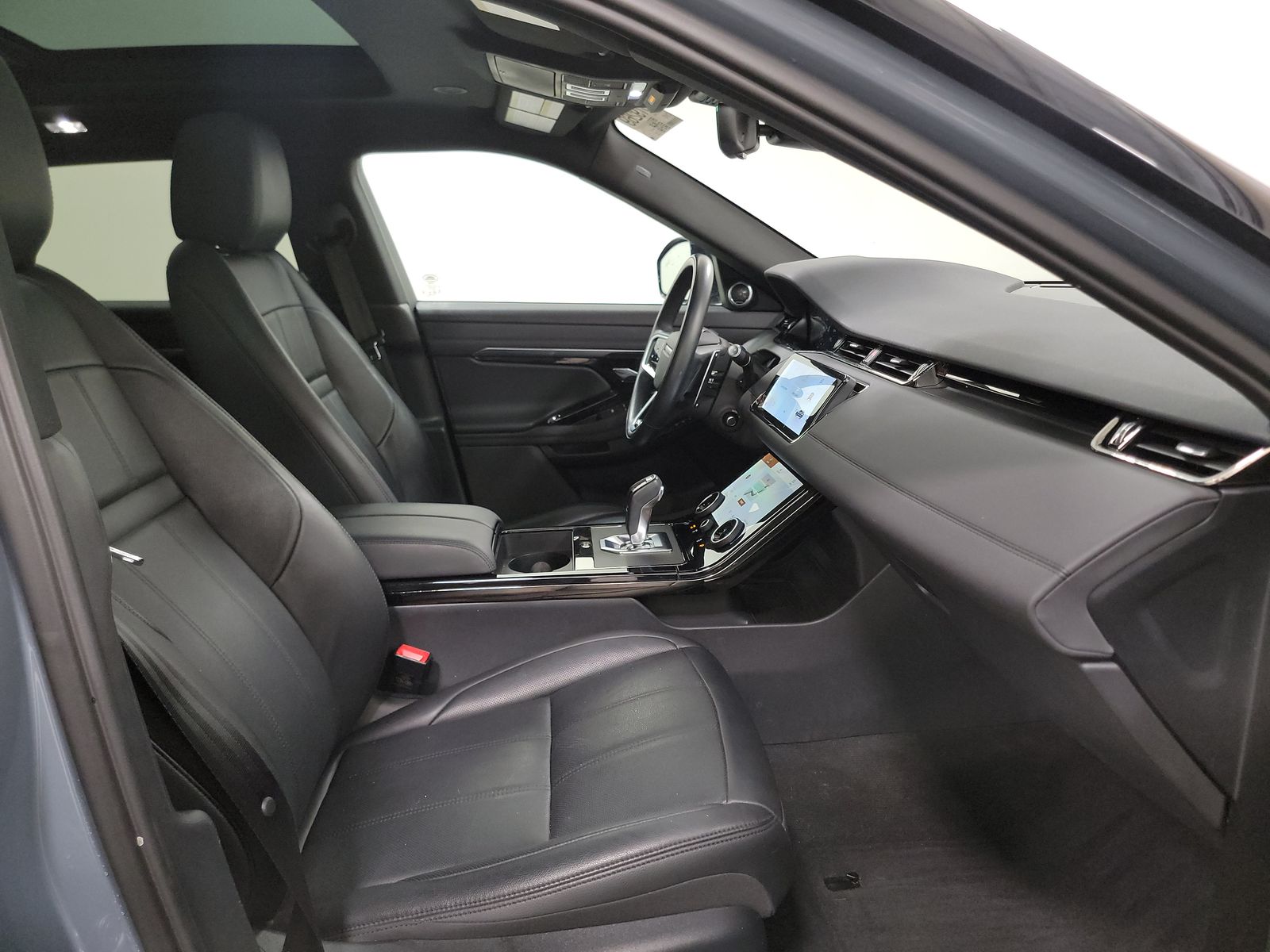 2022 Land Rover Range Rover Evoque R-Dynamic SE AWD