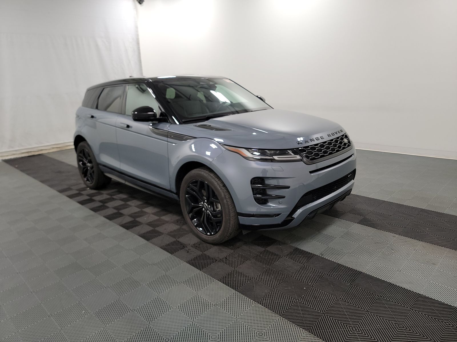 2022 Land Rover Range Rover Evoque R-Dynamic SE AWD