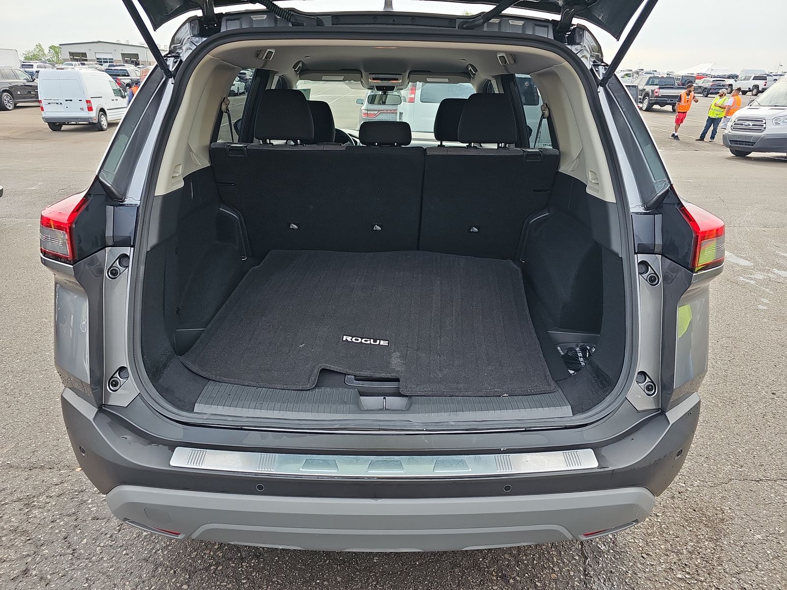 2023 Nissan Rogue SV AWD