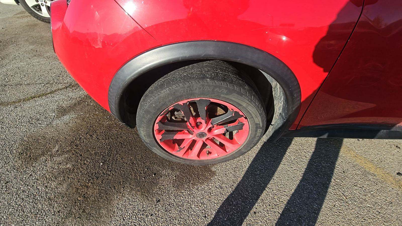 2015 Nissan JUKE S AWD