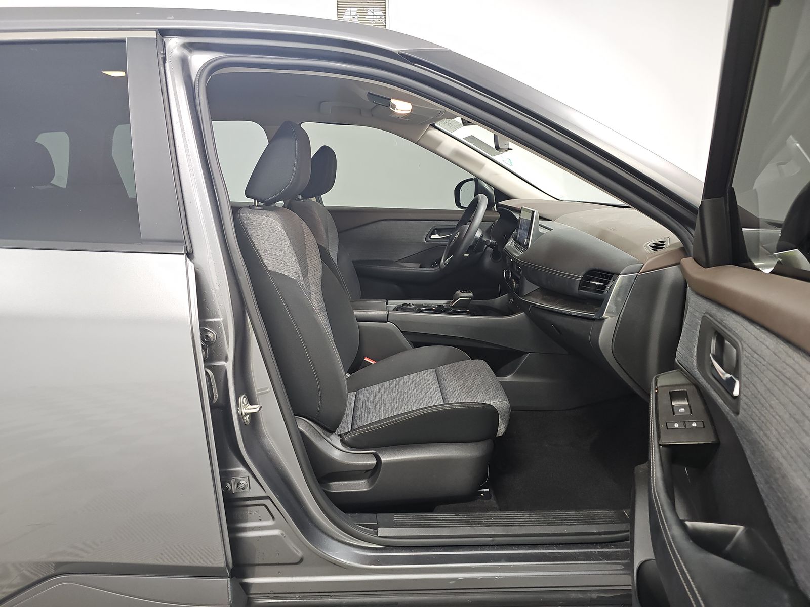 2023 Nissan Rogue SV AWD
