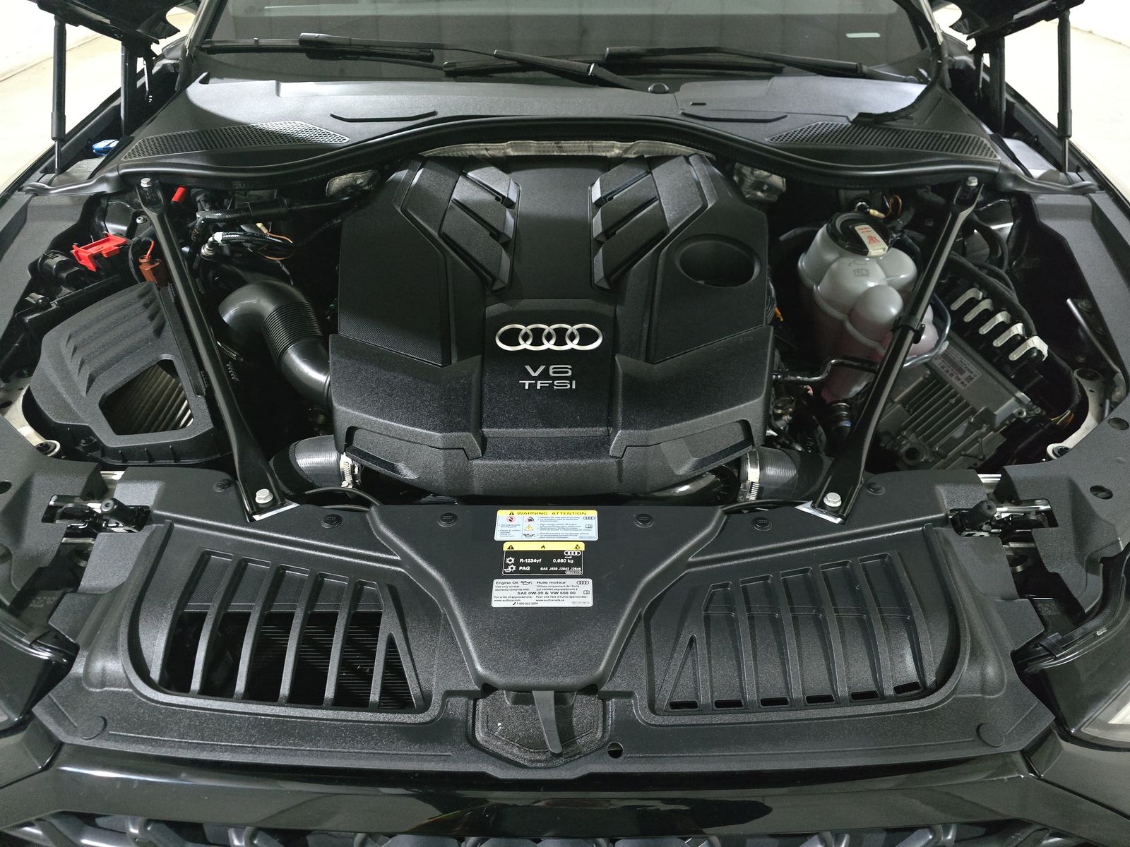 2022 Audi A8 Base AWD