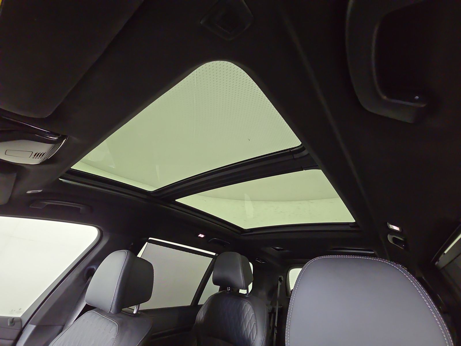 2022 BMW X7 M50i AWD
