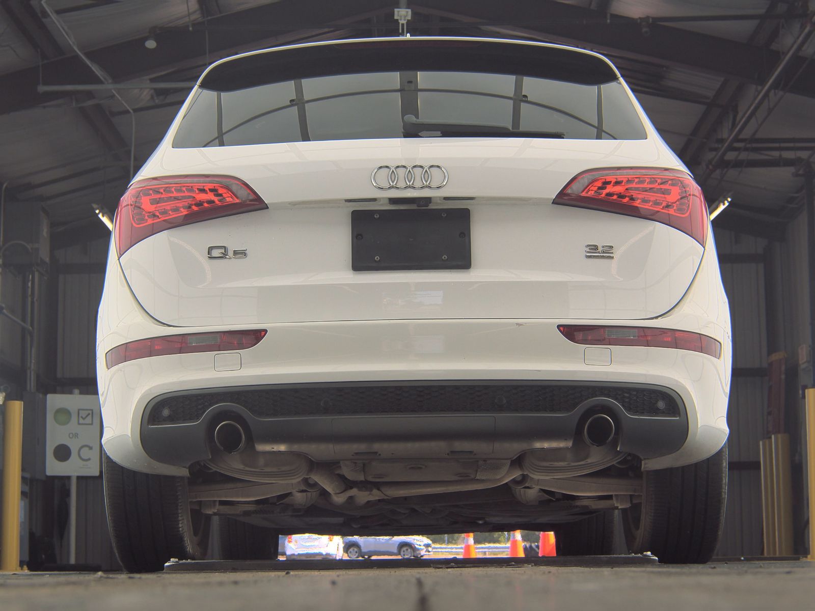 2012 Audi Q5 3.2 Premium Plus AWD