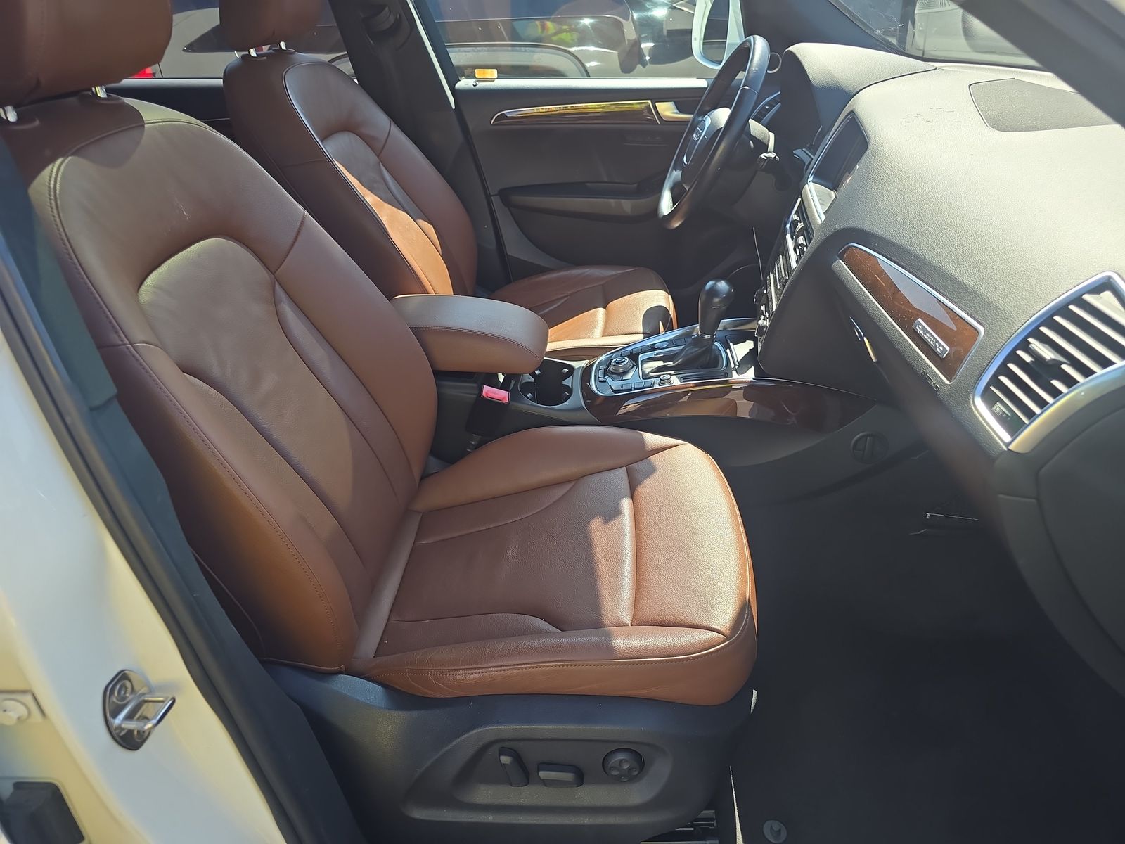 2012 Audi Q5 3.2 Premium Plus AWD