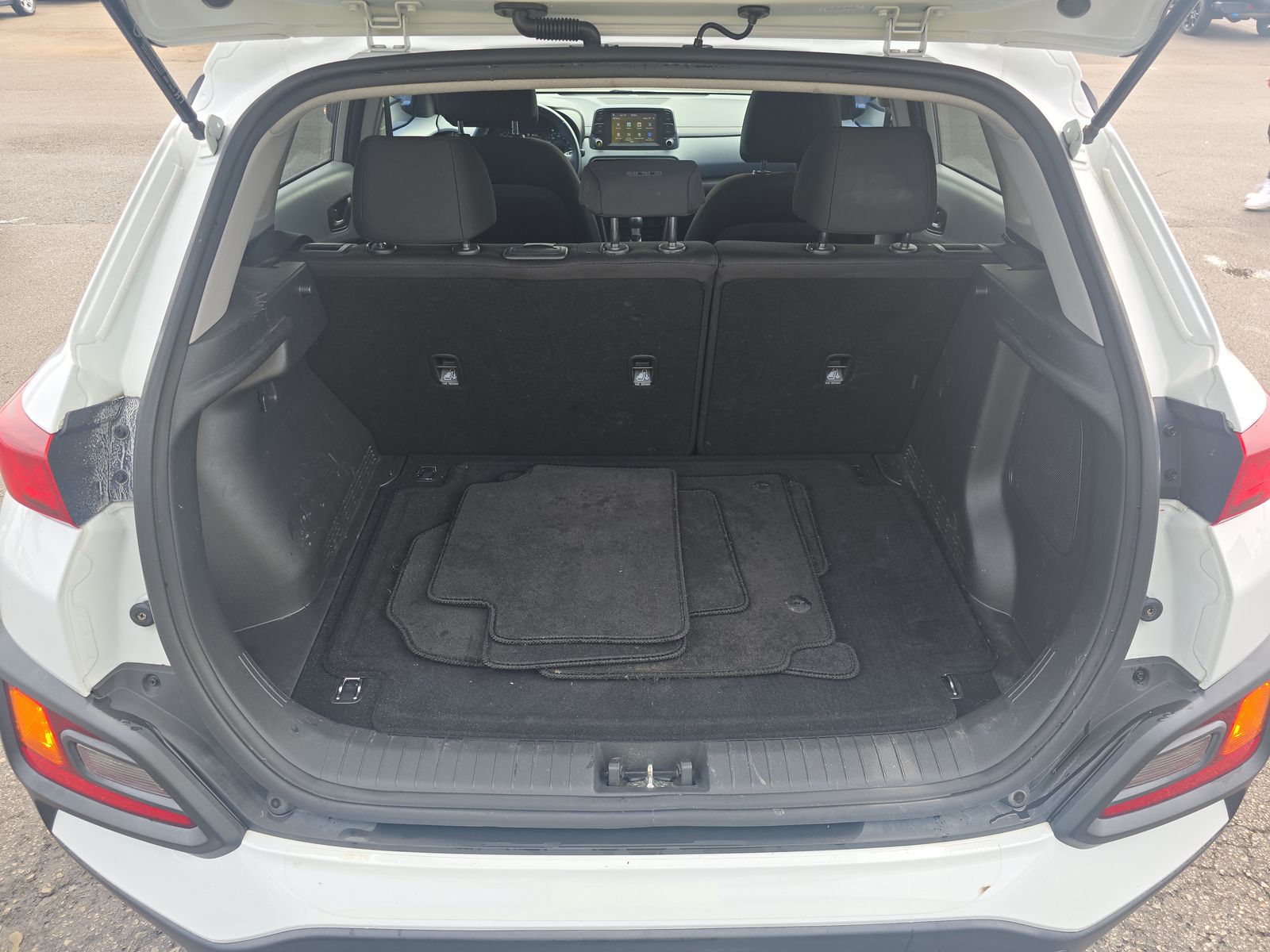 2021 Hyundai Kona SEL Plus FWD