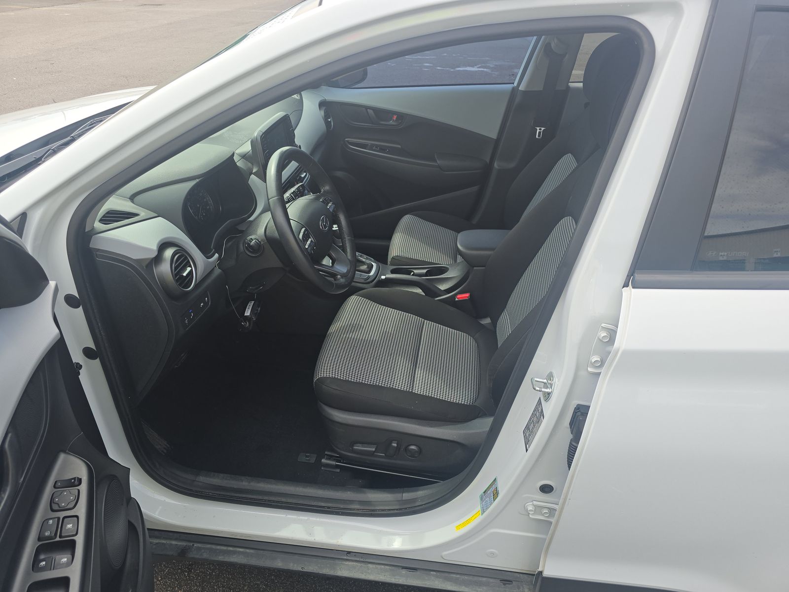 2021 Hyundai Kona SEL Plus FWD