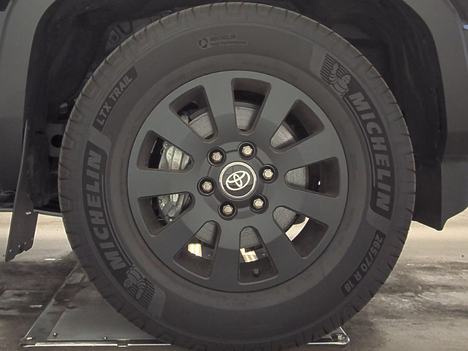 2024 Toyota Land Cruiser Base AWD
