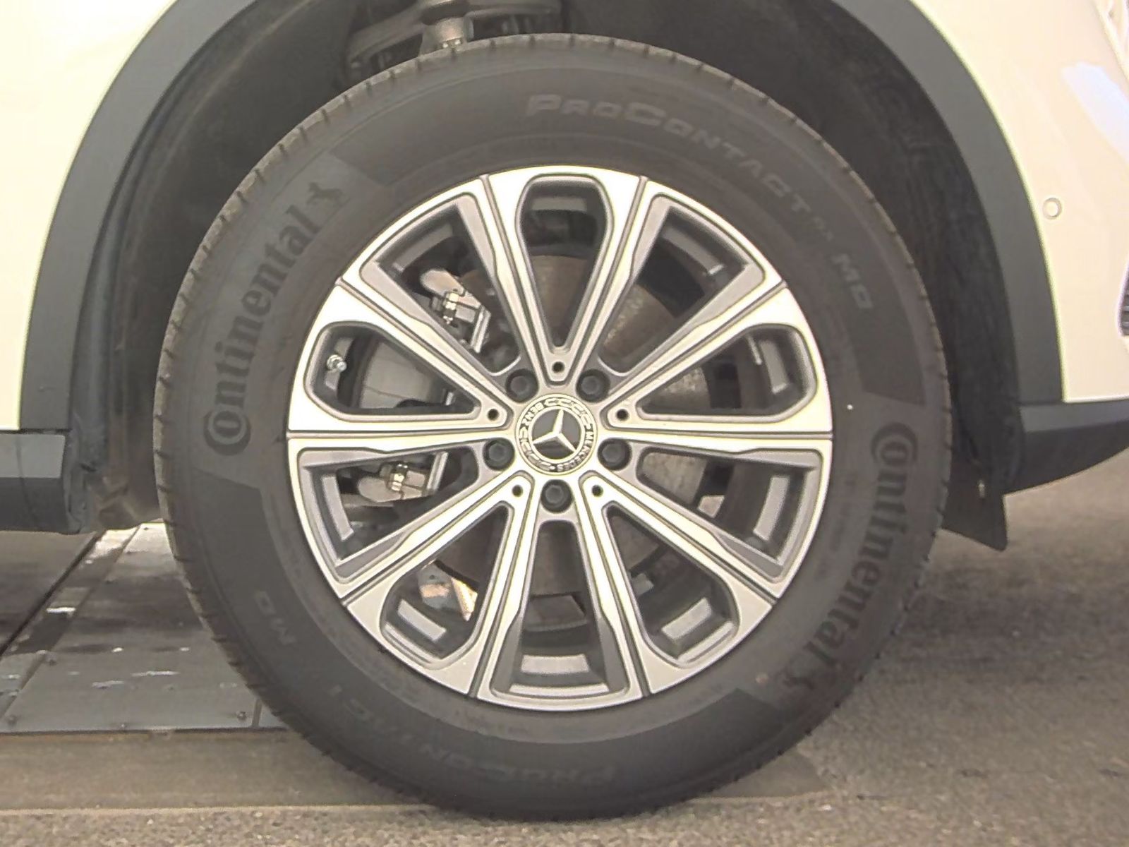 2024 Mercedes-Benz GLC GLC 300 AWD