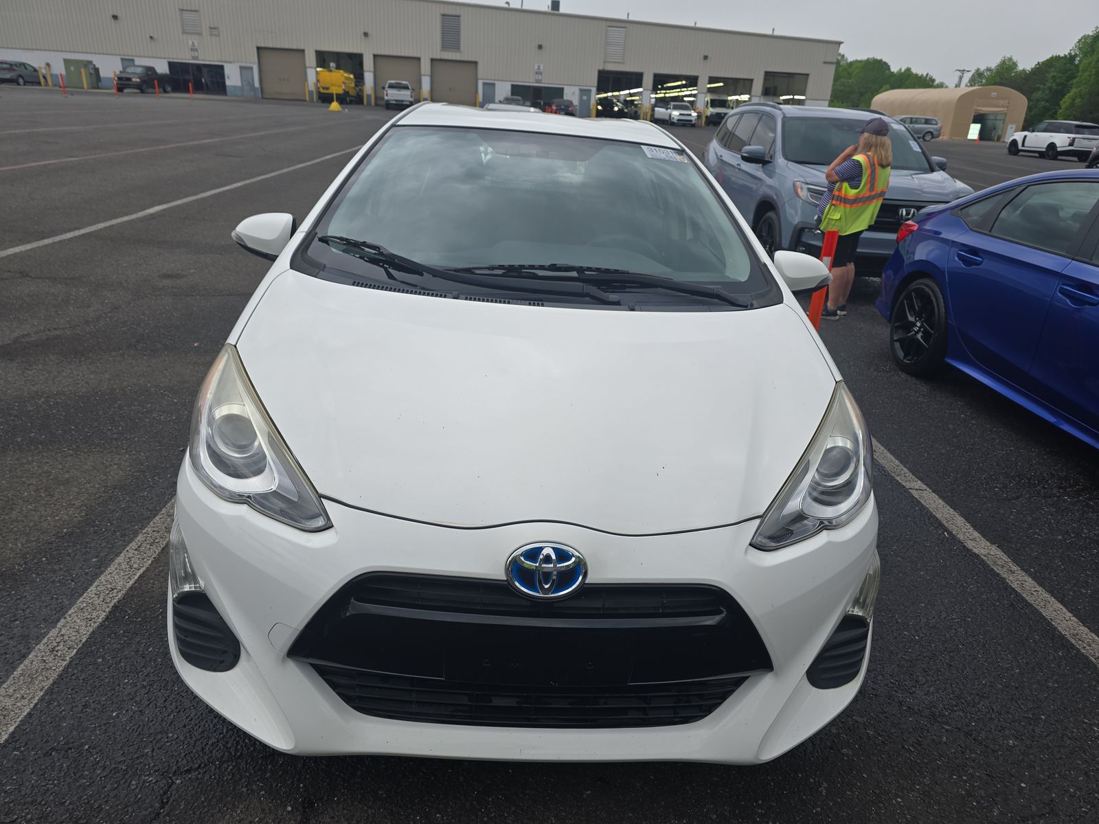 2016 Toyota Prius c Two FWD