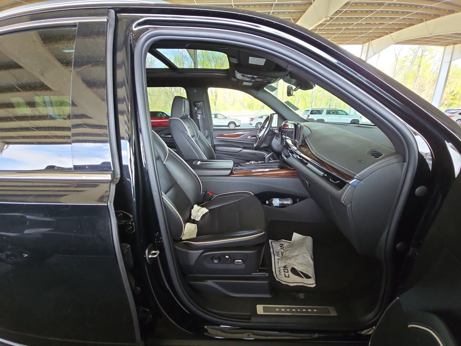 2022 Cadillac Escalade ESV Premium Luxury AWD