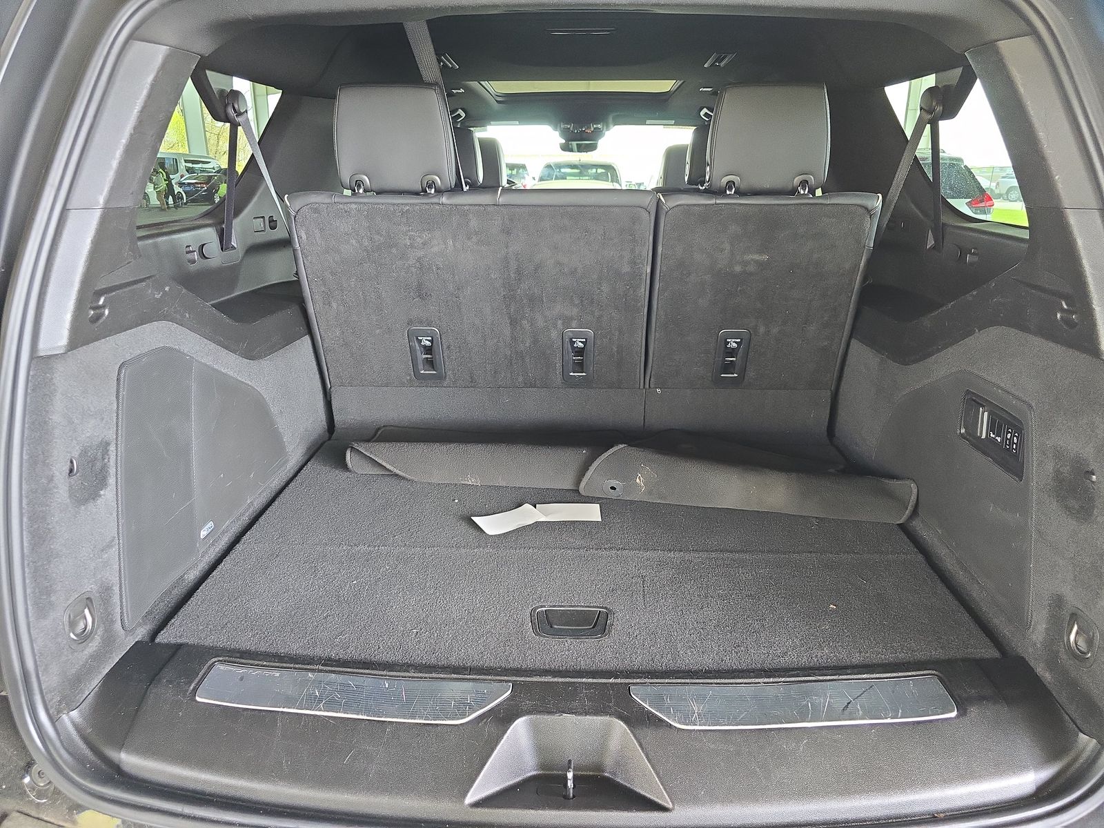 2022 Cadillac Escalade ESV Premium Luxury AWD
