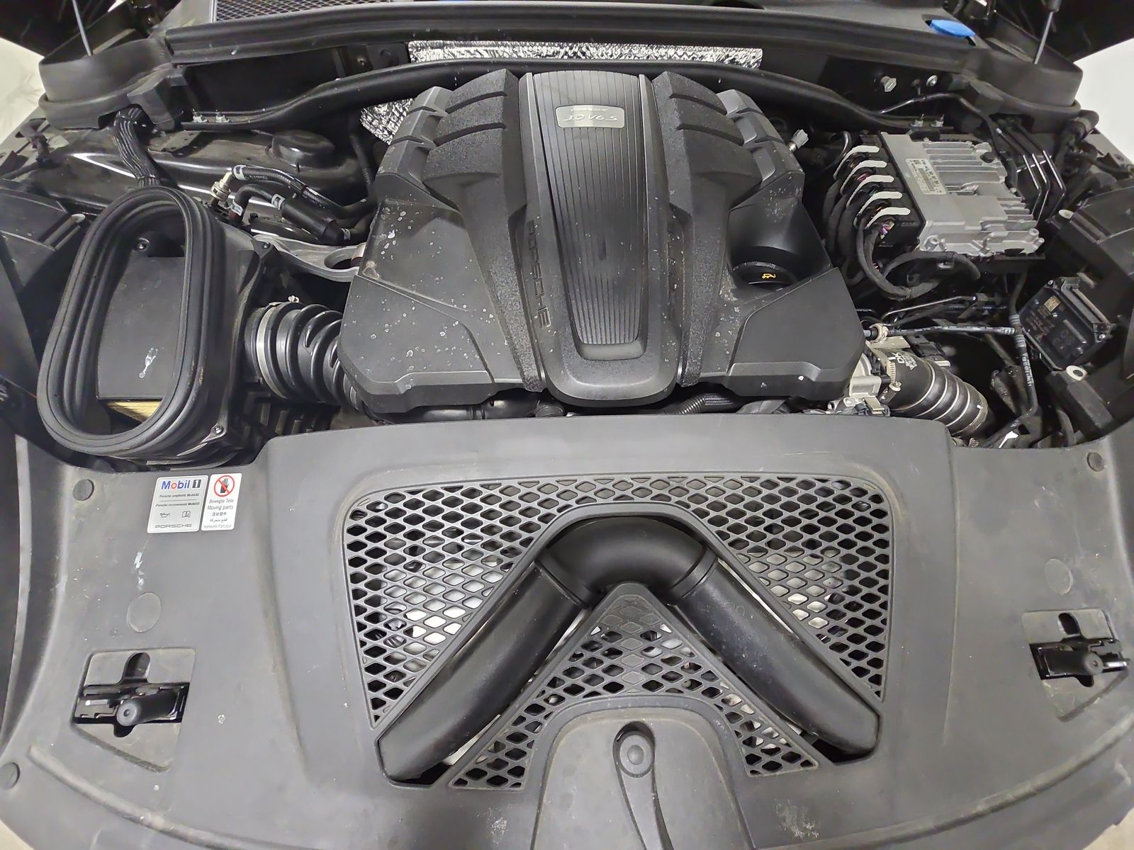 2021 Porsche Macan S AWD