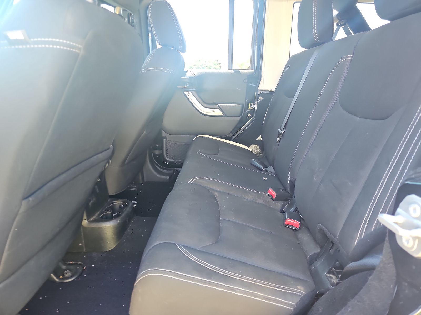 2015 Jeep Wrangler Unlimited Sahara AWD