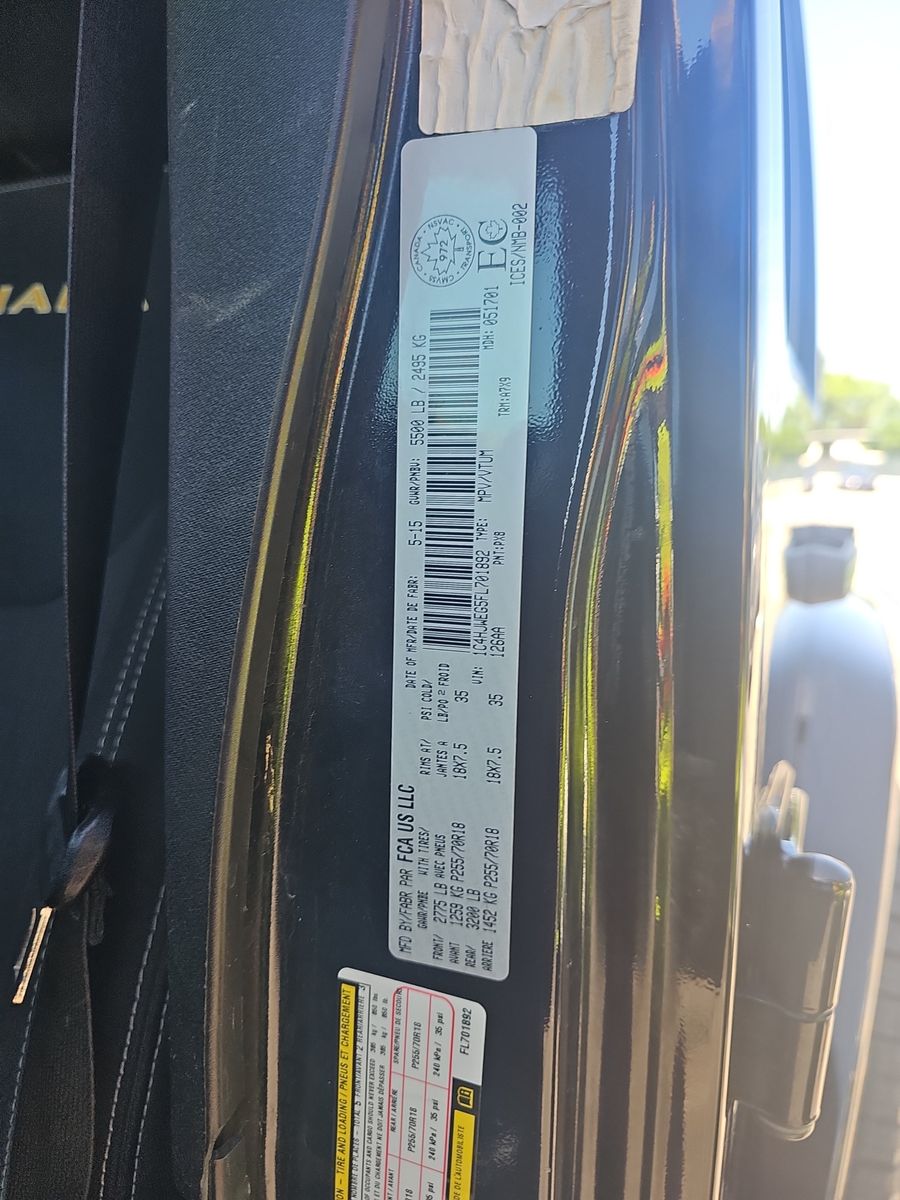 2015 Jeep Wrangler Unlimited Sahara AWD