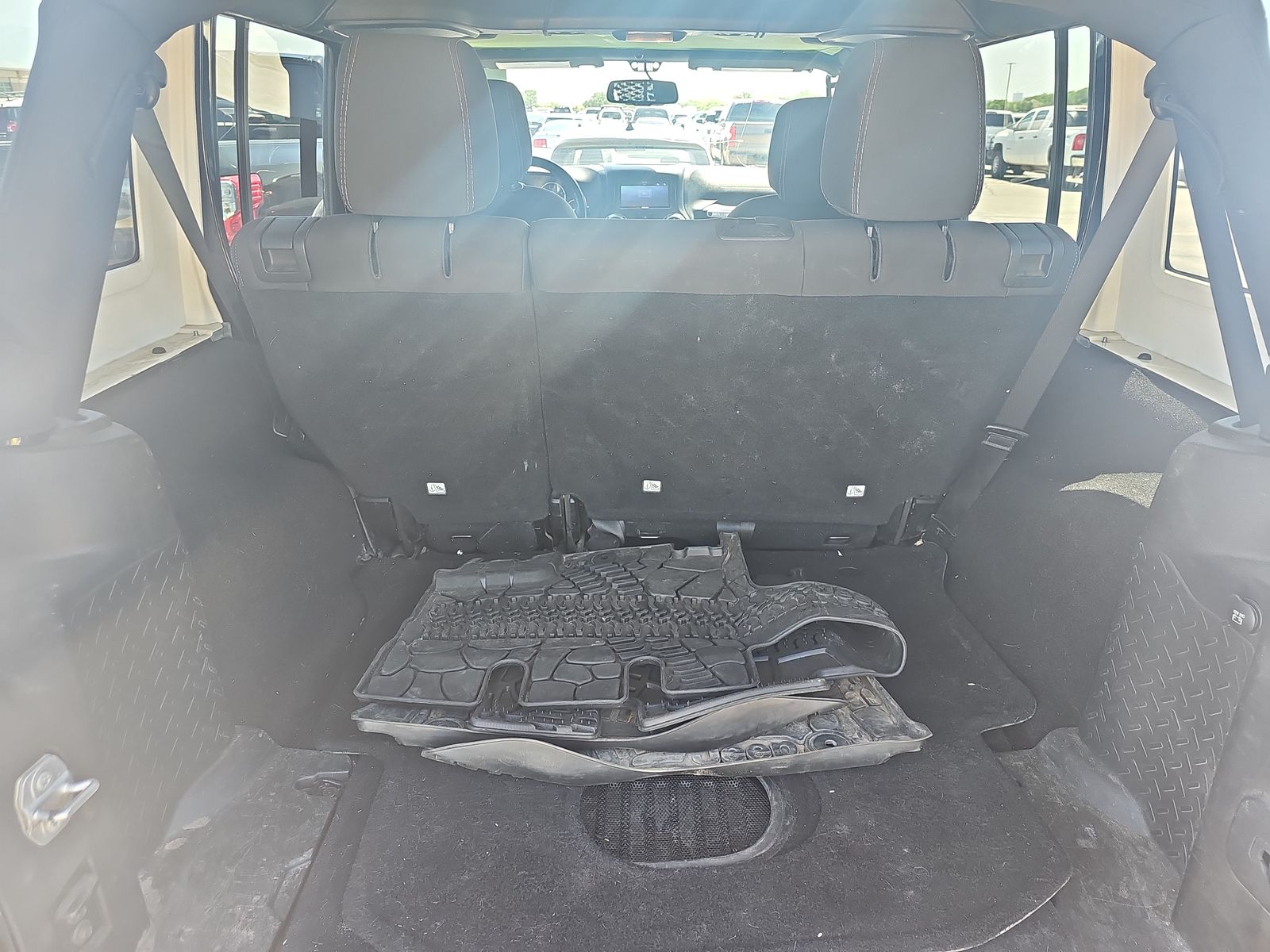 2015 Jeep Wrangler Unlimited Sahara AWD