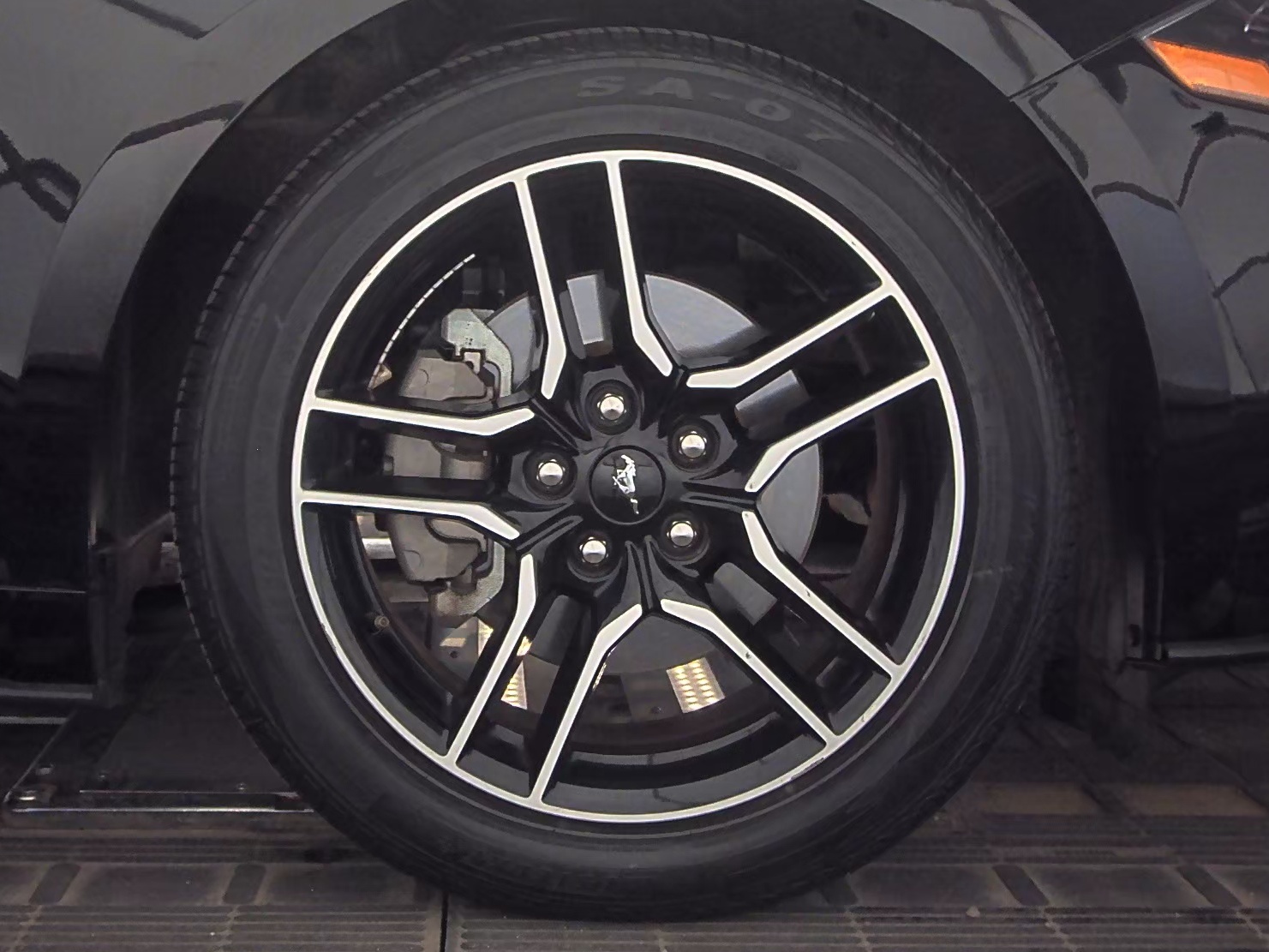 2022 Ford Mustang EcoBoost Premium RWD