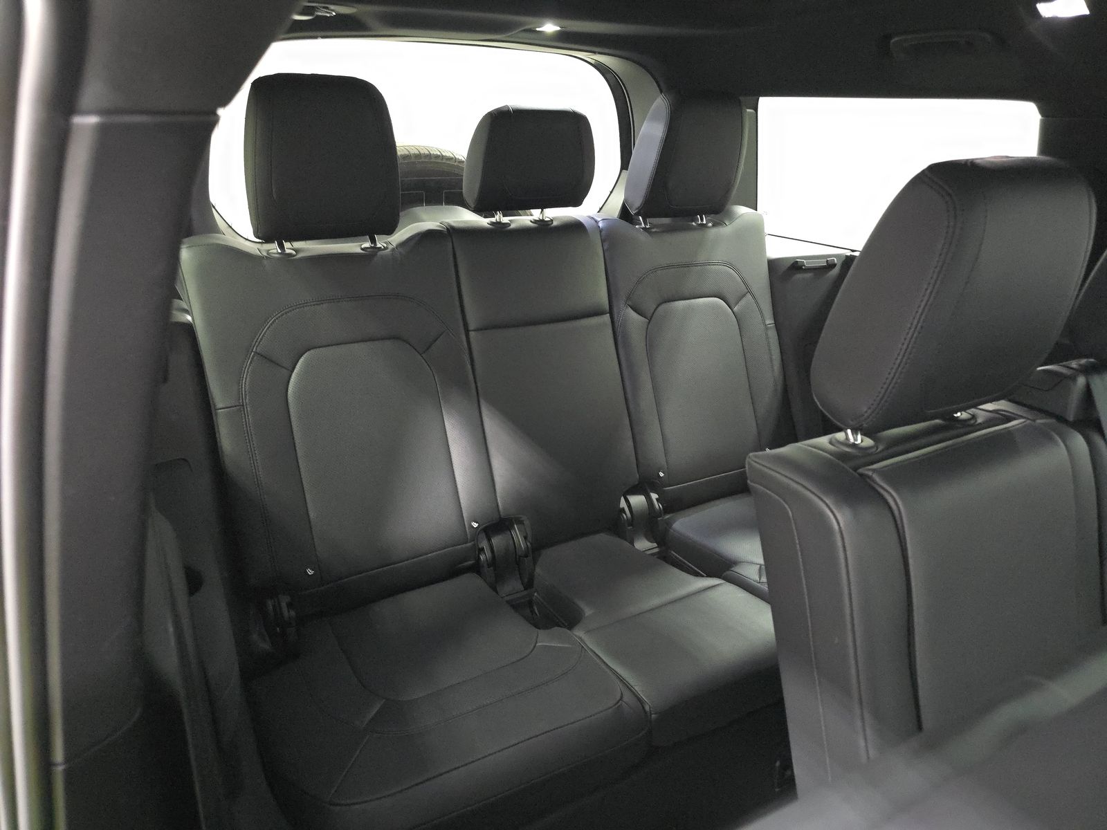 2023 Land Rover Defender 130 S AWD