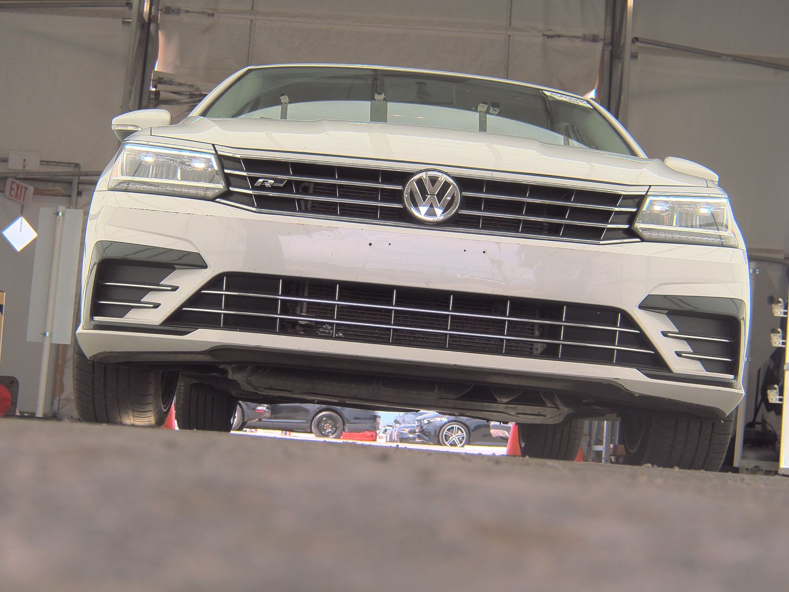 2017 Volkswagen Passat 1.8T R-Line FWD