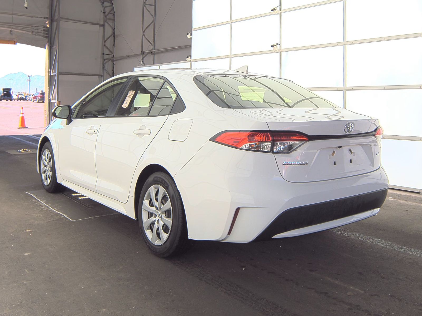 2022 Toyota Corolla LE FWD