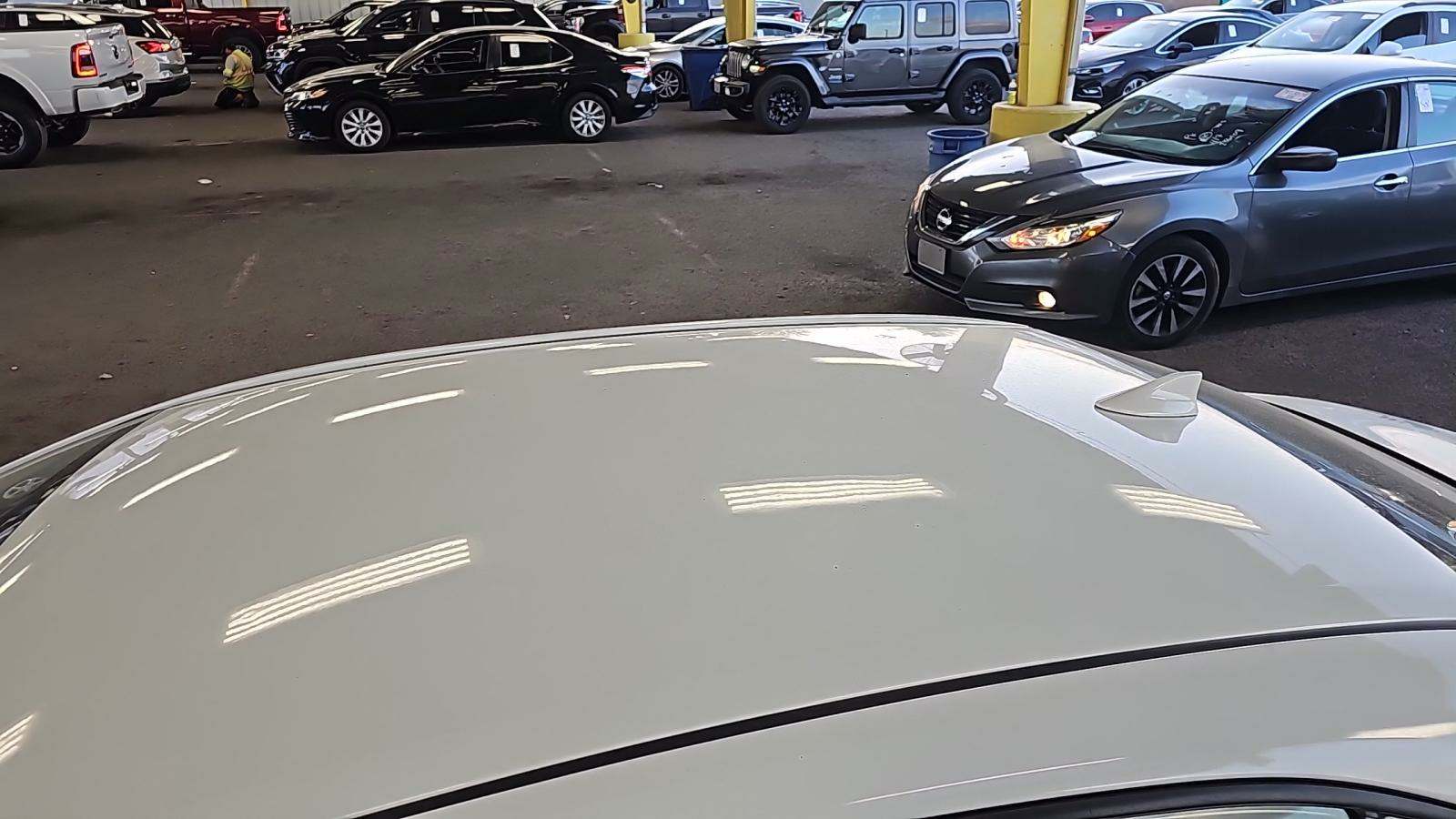 2022 Toyota Corolla LE FWD