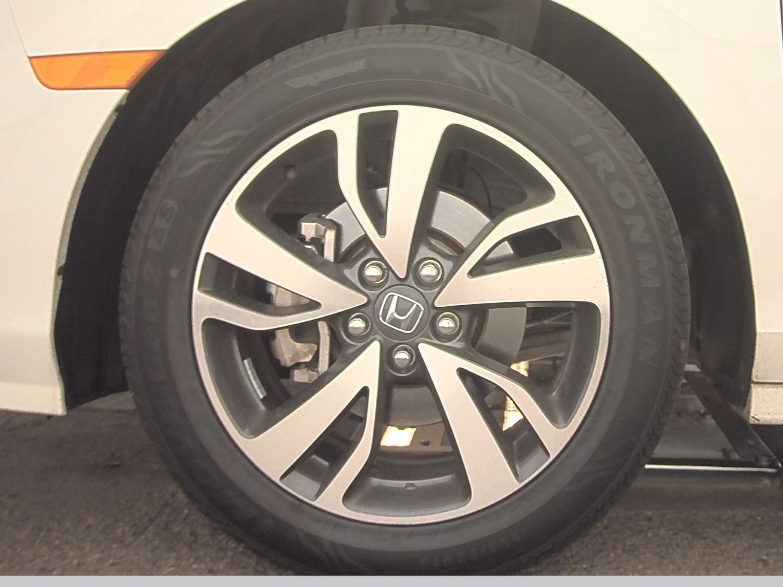 2022 Honda Odyssey Touring FWD