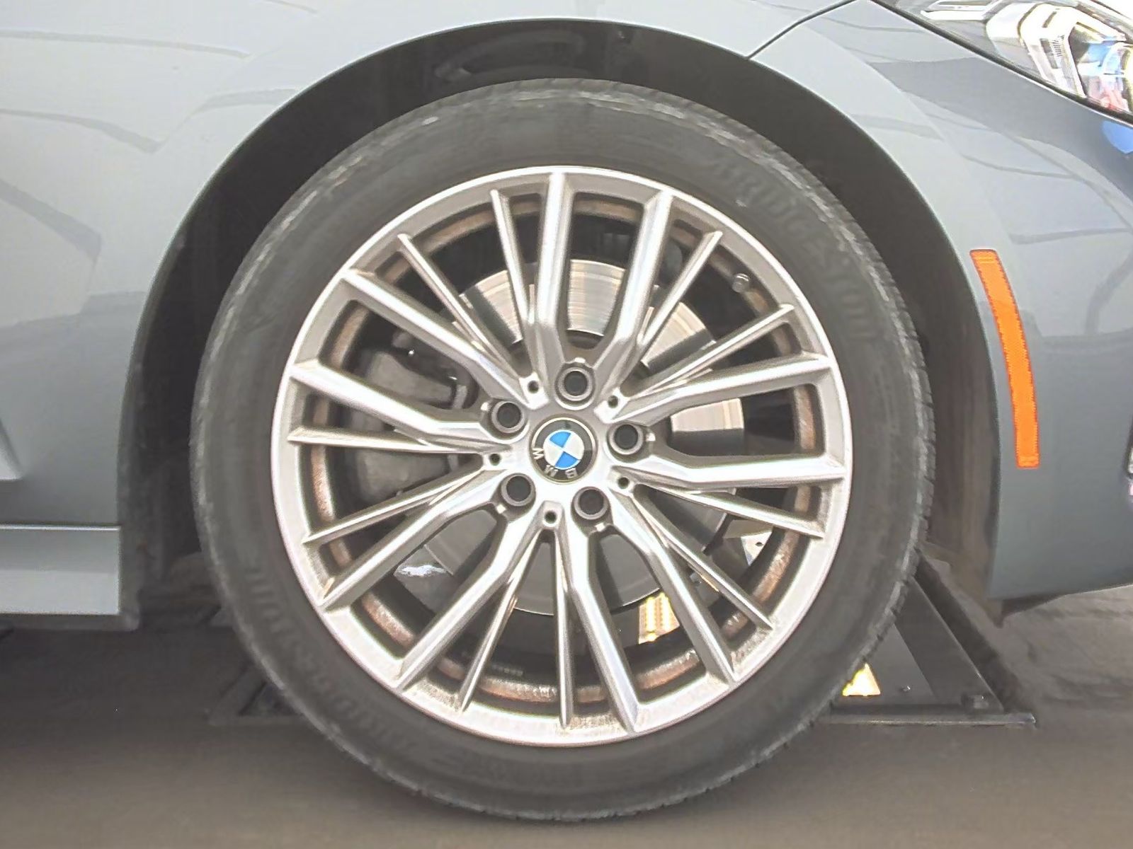 2024 BMW 3 Series 330i RWD