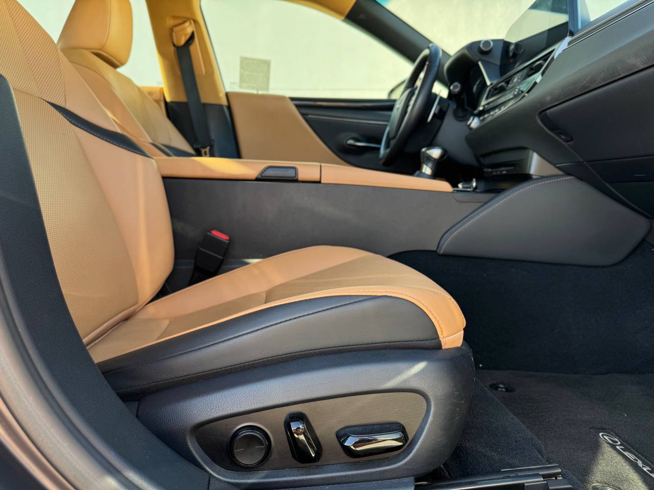 2022 Lexus ES ES 300h FWD