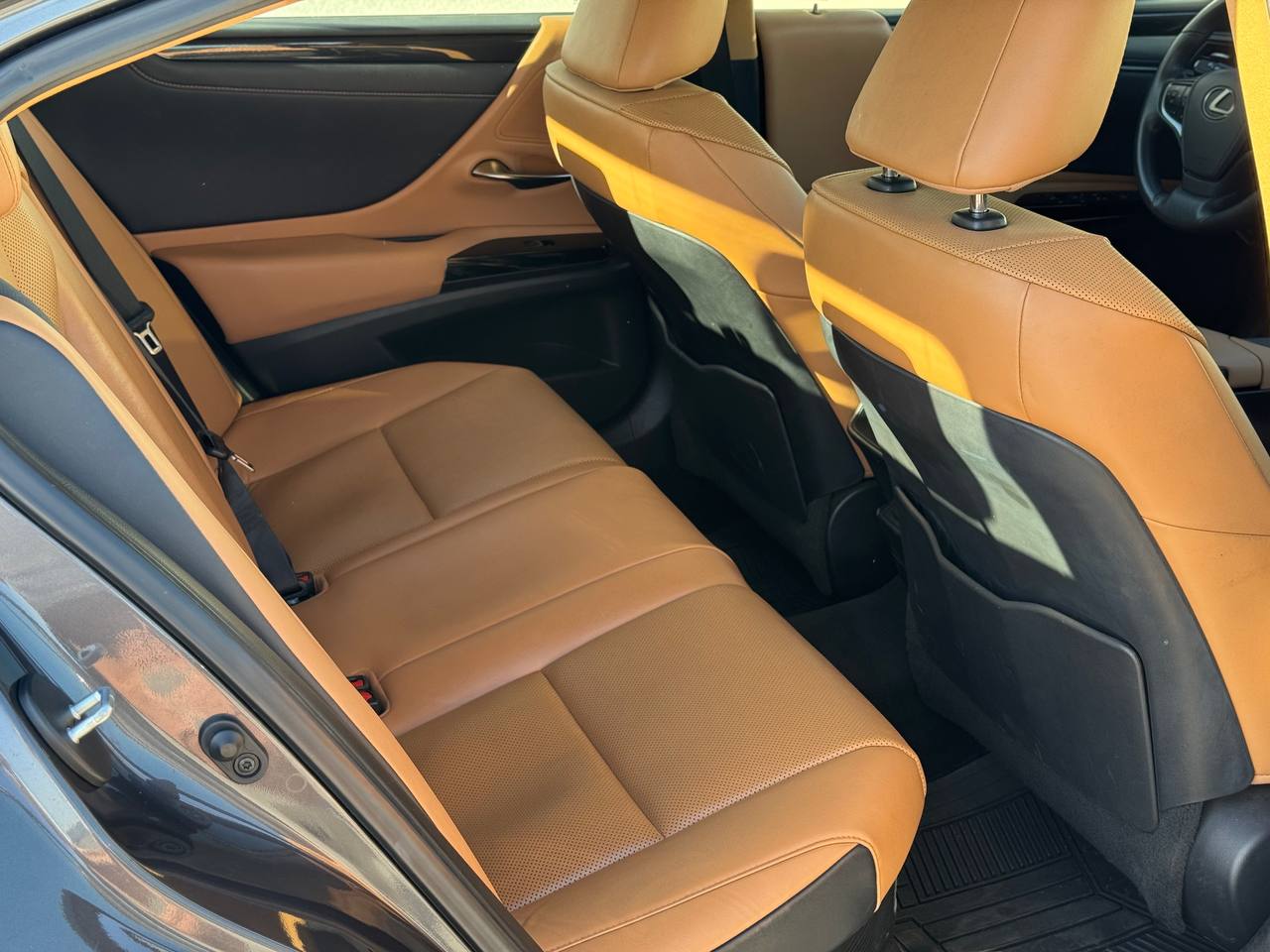 2022 Lexus ES ES 300h FWD