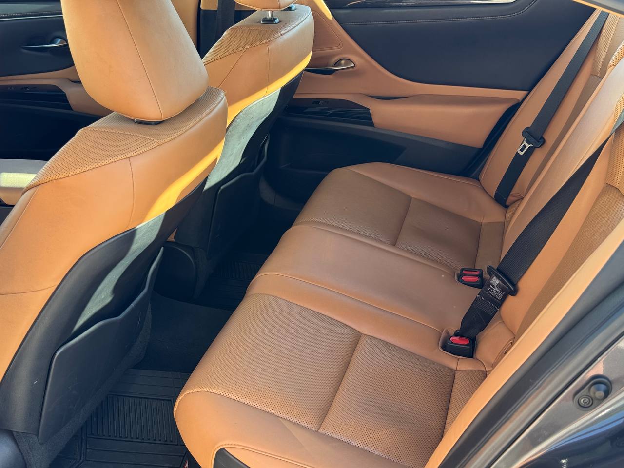 2022 Lexus ES ES 300h FWD