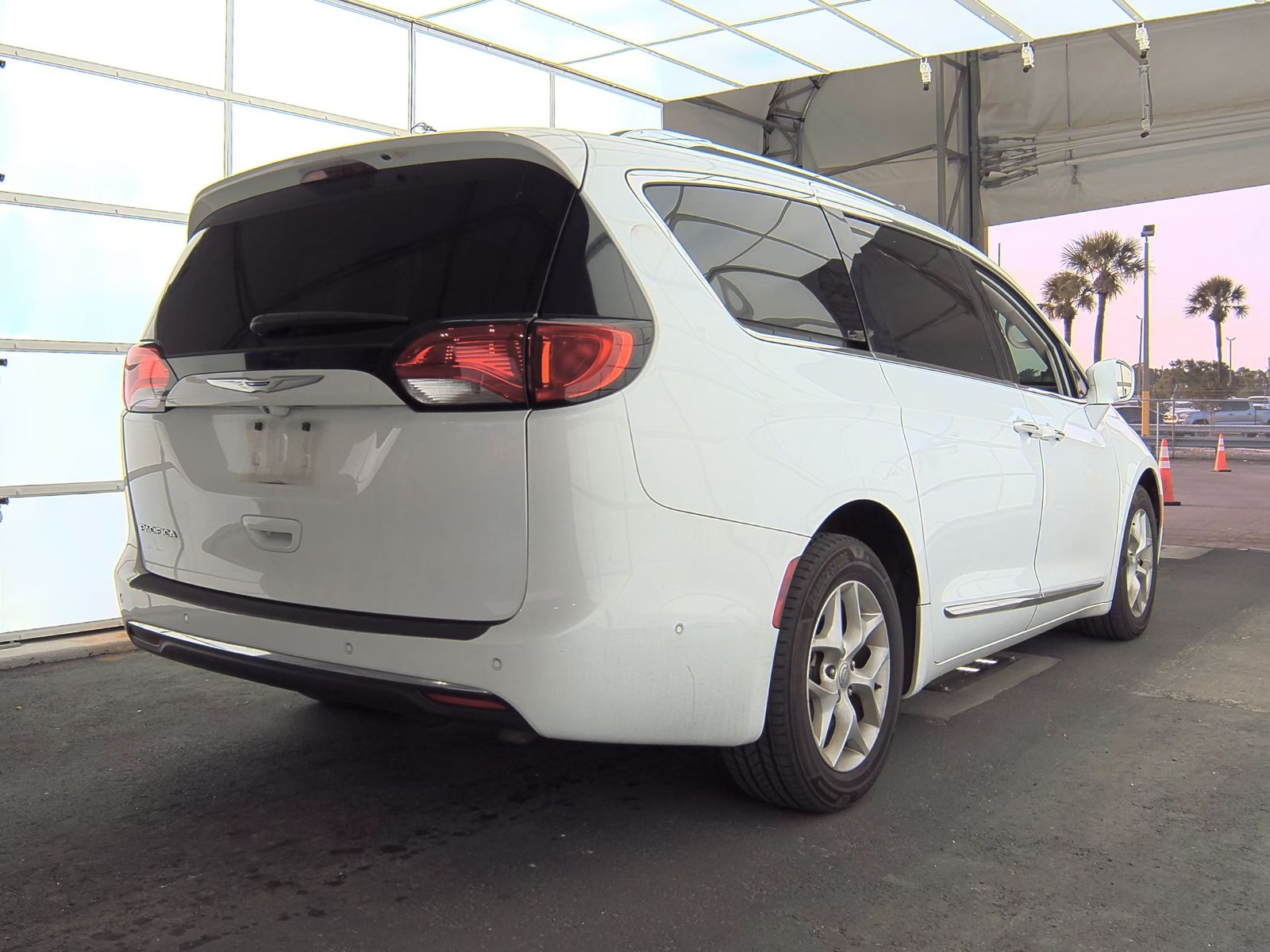 2019 Chrysler Pacifica Touring L Plus FWD