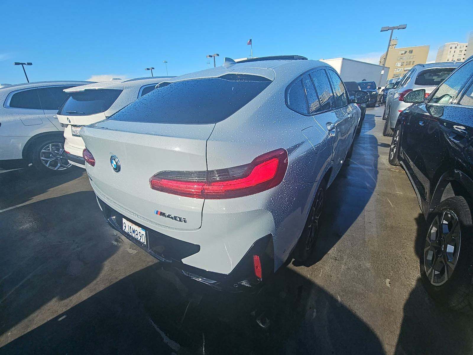 2024 BMW X4 M40i AWD