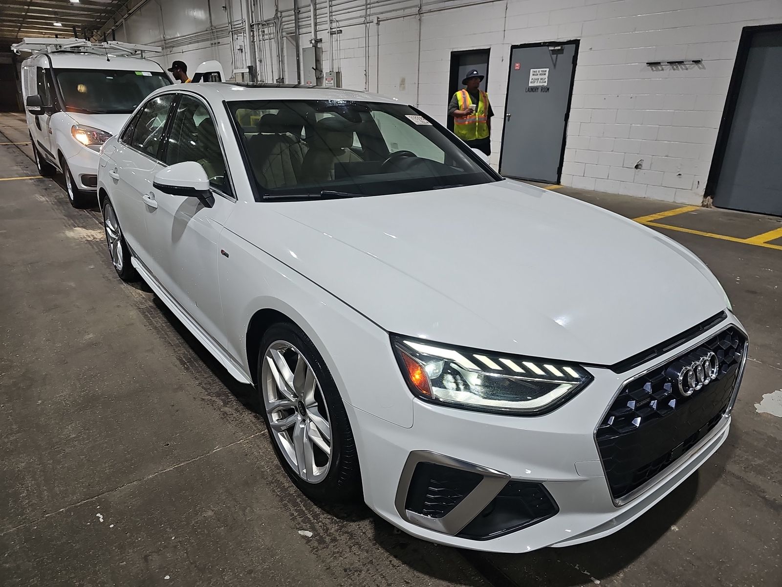 2022 Audi A4 S line Premium Plus AWD