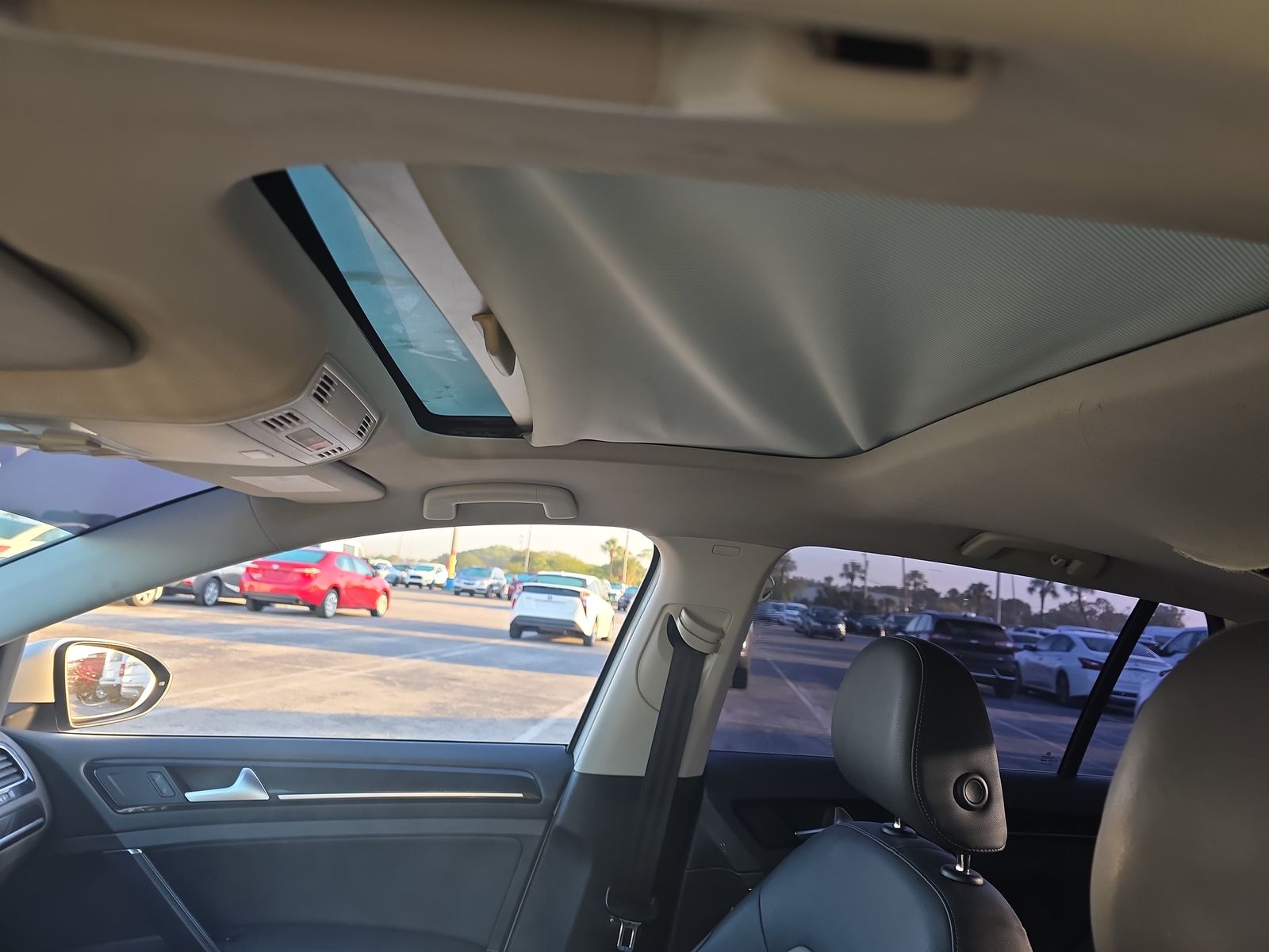 2015 Volkswagen Golf 1.8T S FWD