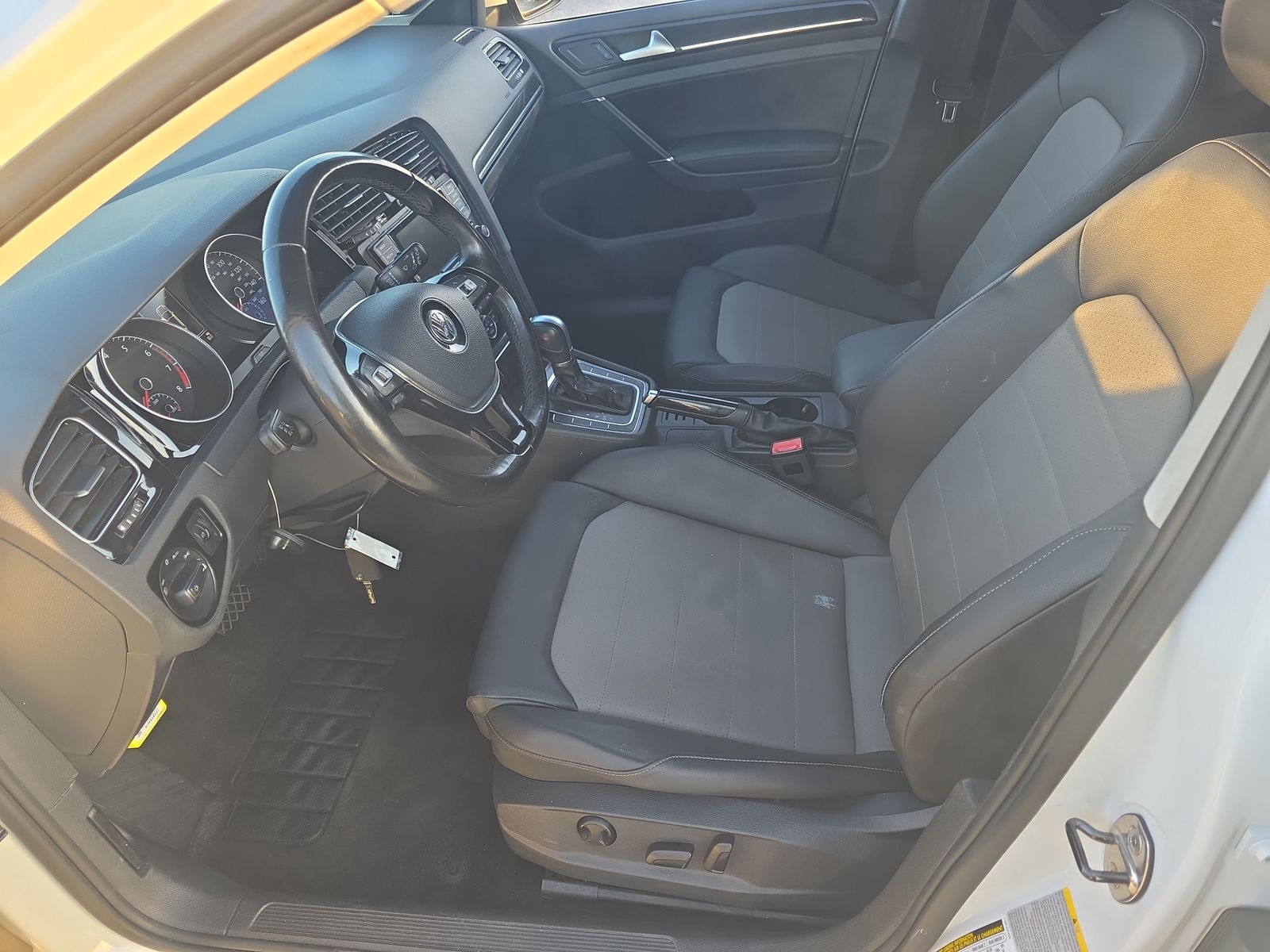 2015 Volkswagen Golf 1.8T S FWD