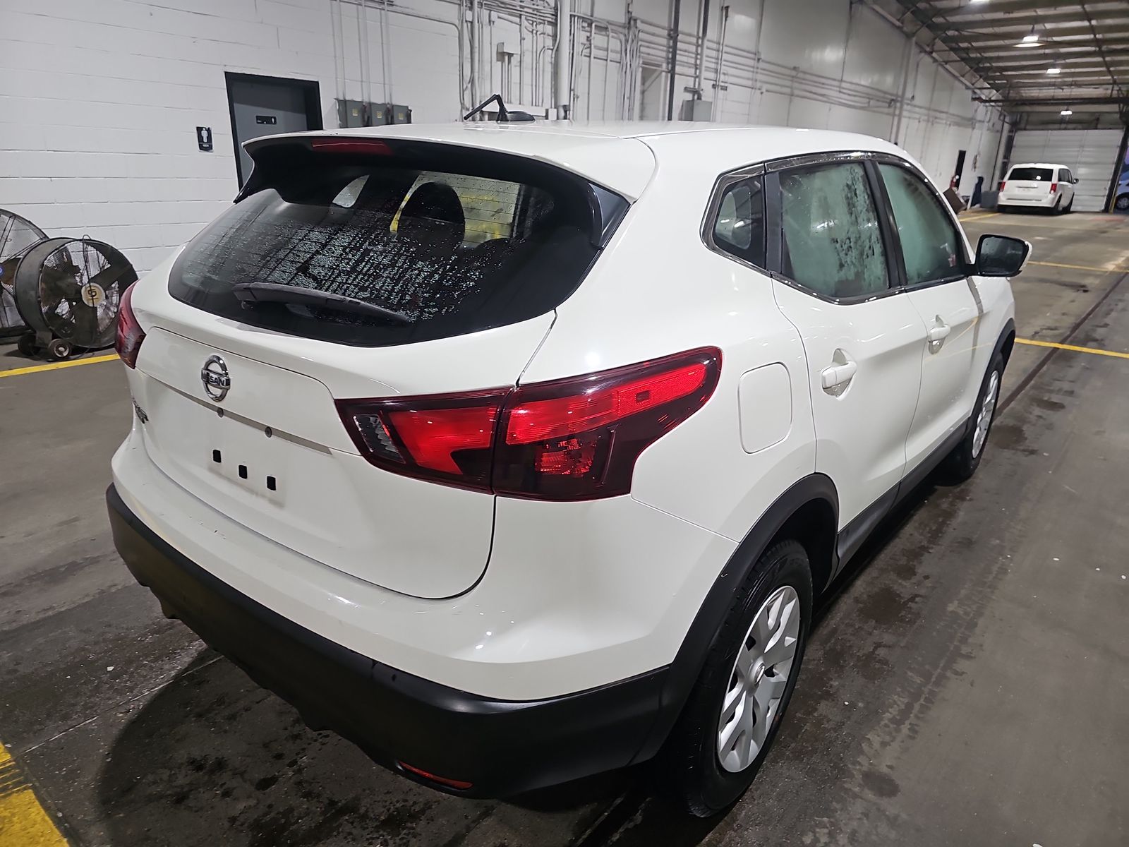 2018 Nissan Rogue Sport S FWD