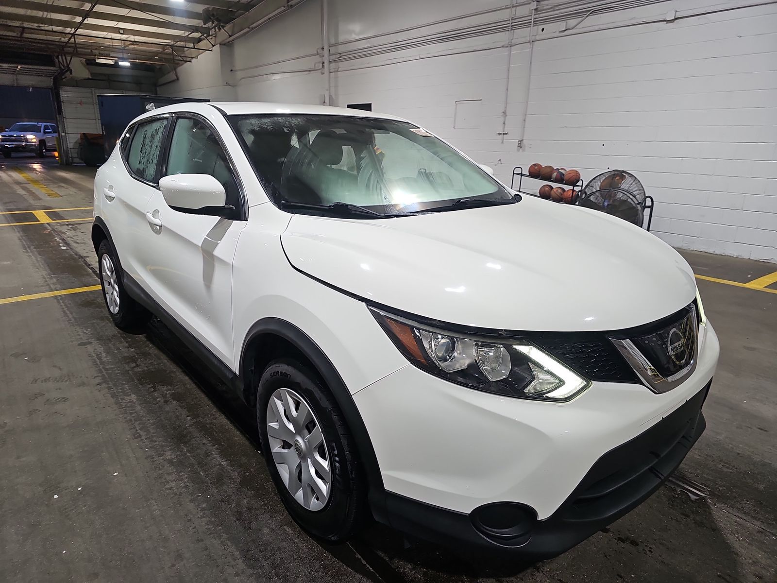 2018 Nissan Rogue Sport S FWD