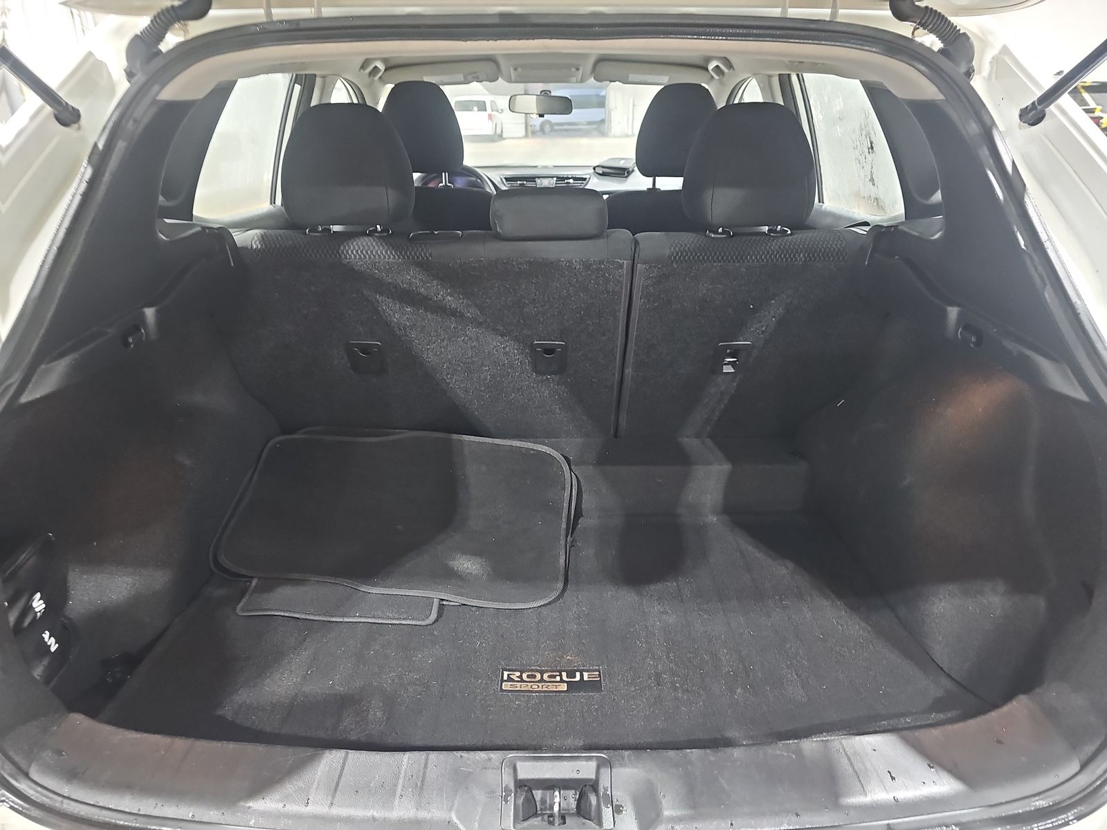 2018 Nissan Rogue Sport S FWD