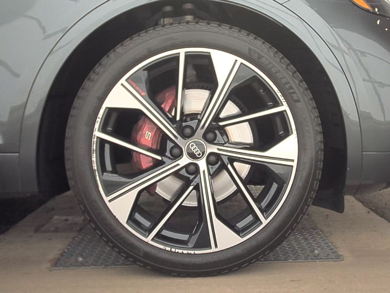 2022 Audi SQ5 Premium Plus AWD