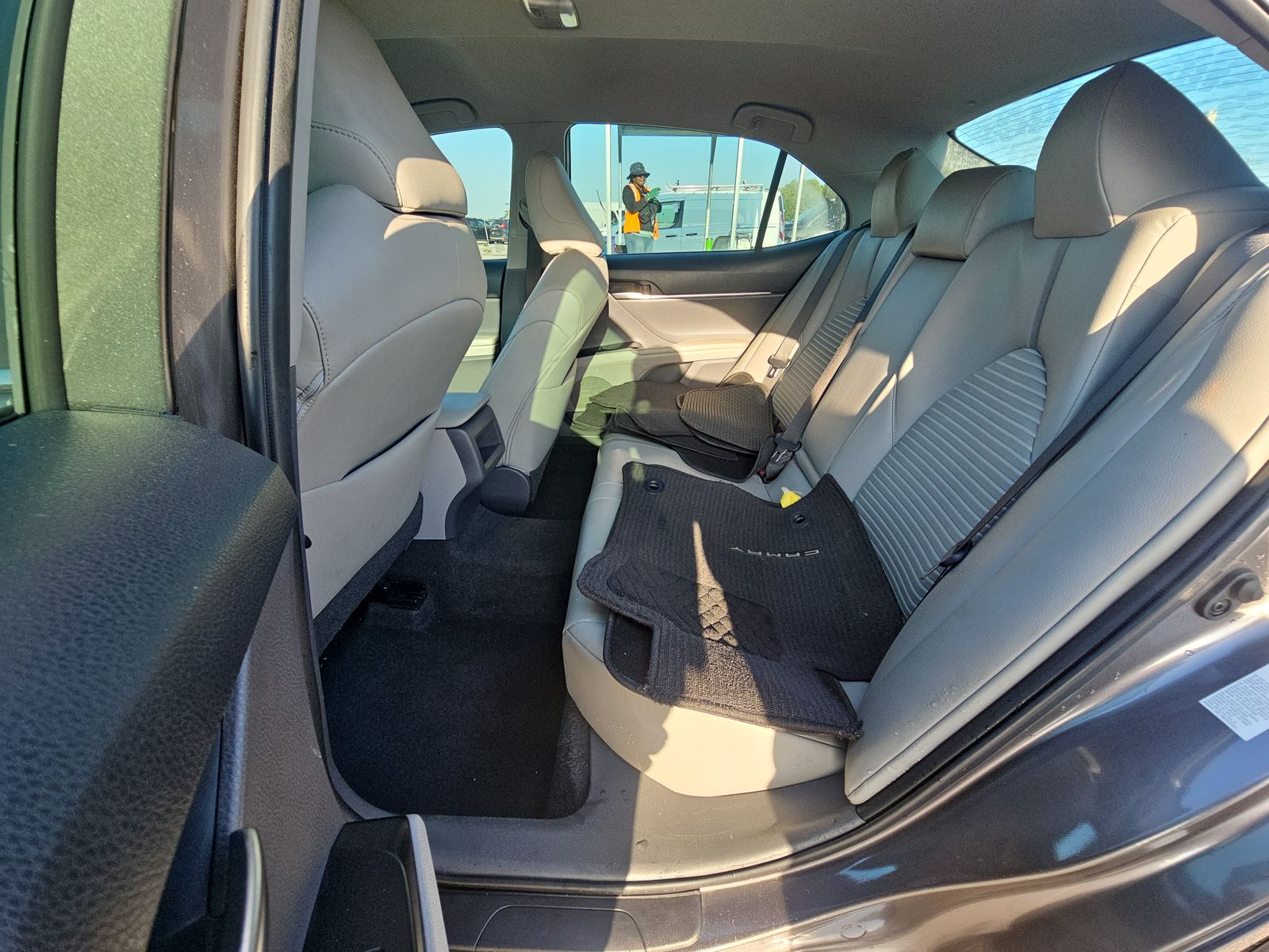 2018 Toyota Camry SE FWD