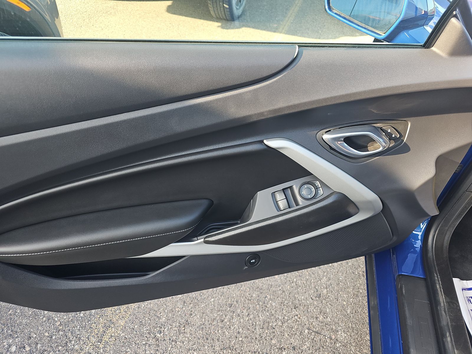 2023 Chevrolet Camaro 1LT RWD