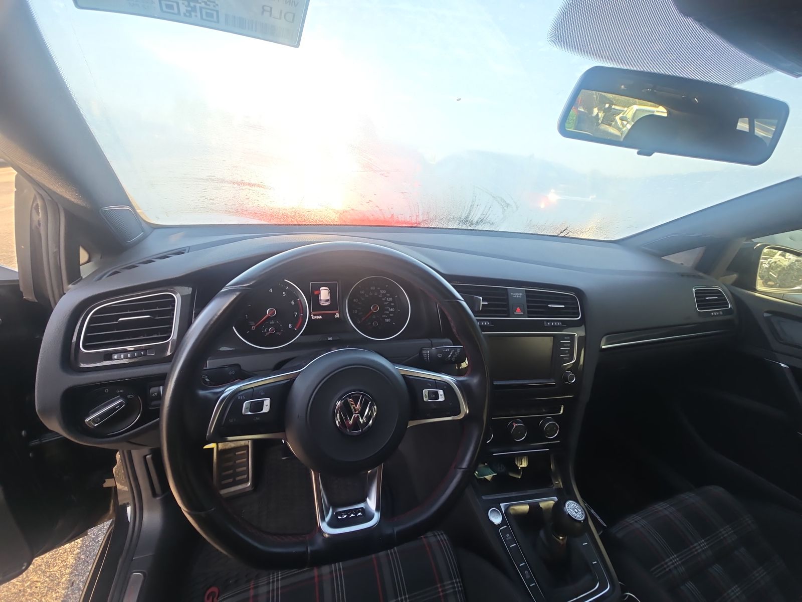 2017 Volkswagen Golf GTI 2.0T Sport FWD