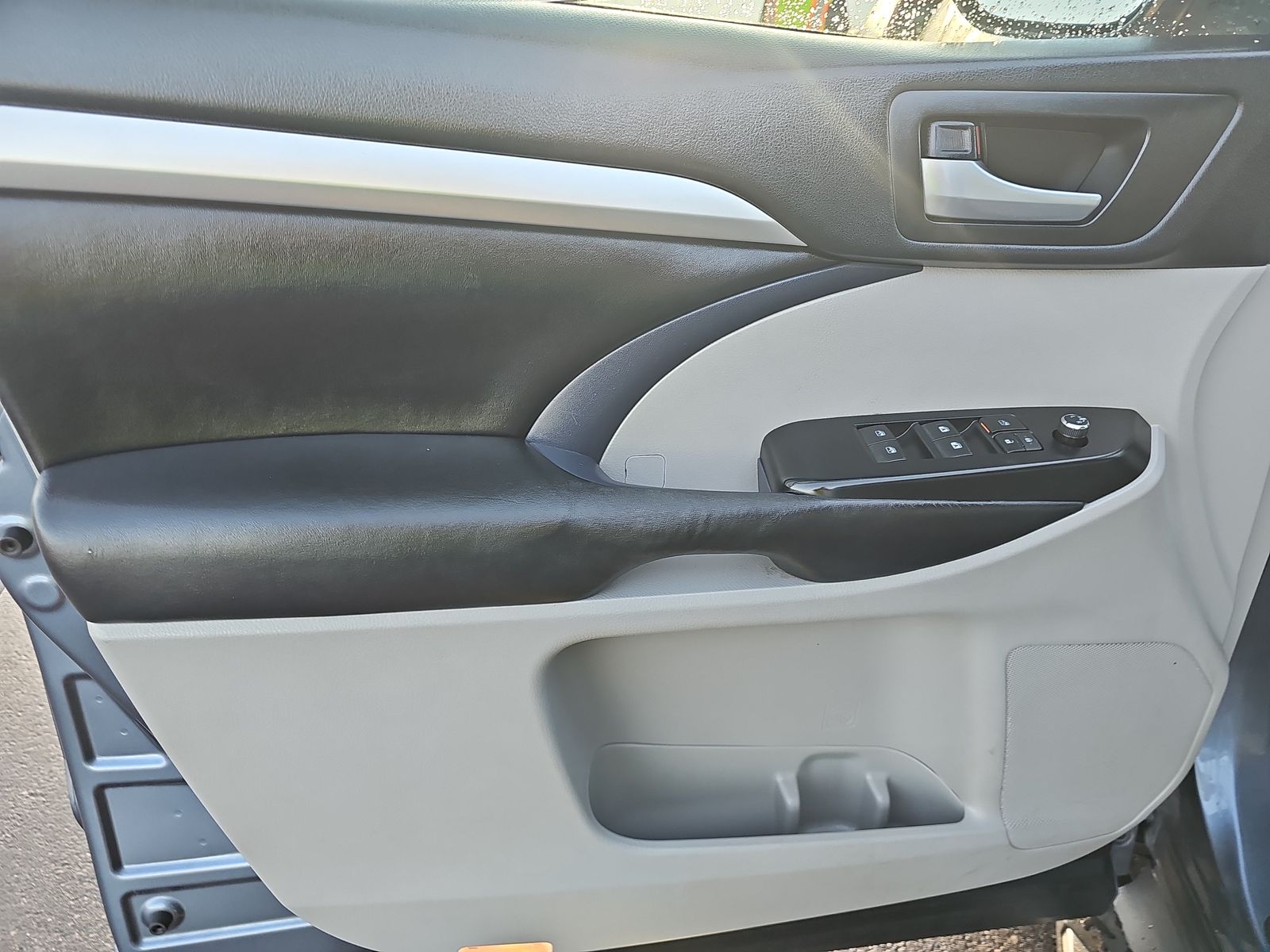 2018 Toyota Highlander XLE FWD