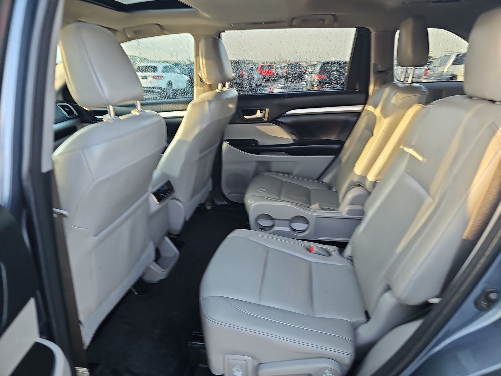 2018 Toyota Highlander XLE FWD