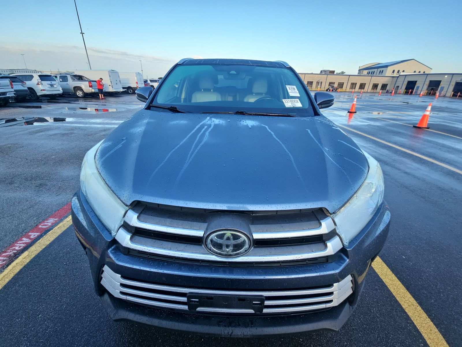 2018 Toyota Highlander XLE FWD