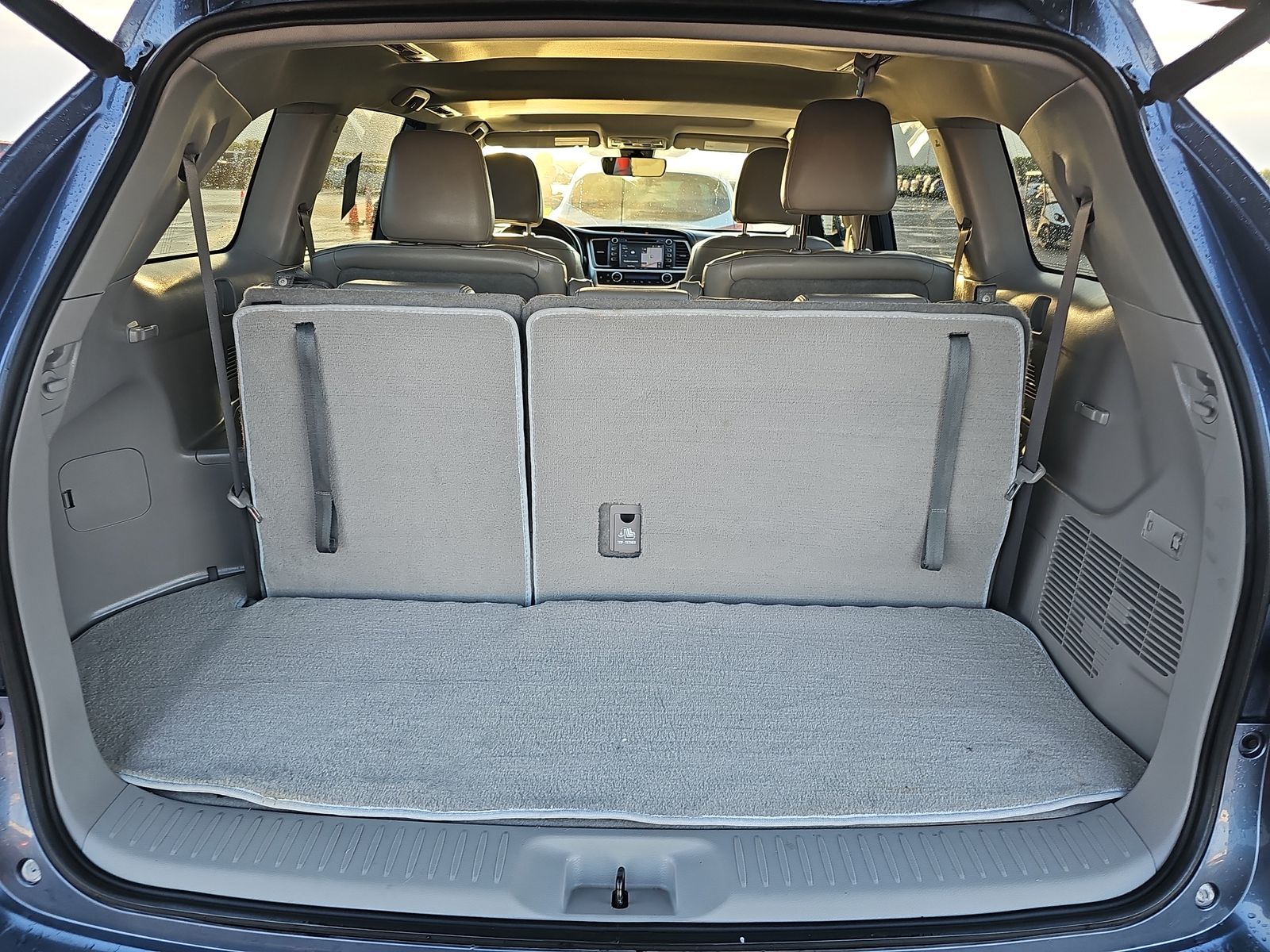 2018 Toyota Highlander XLE FWD