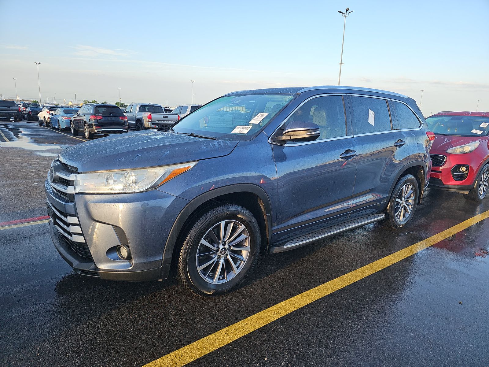 2018 Toyota Highlander XLE FWD