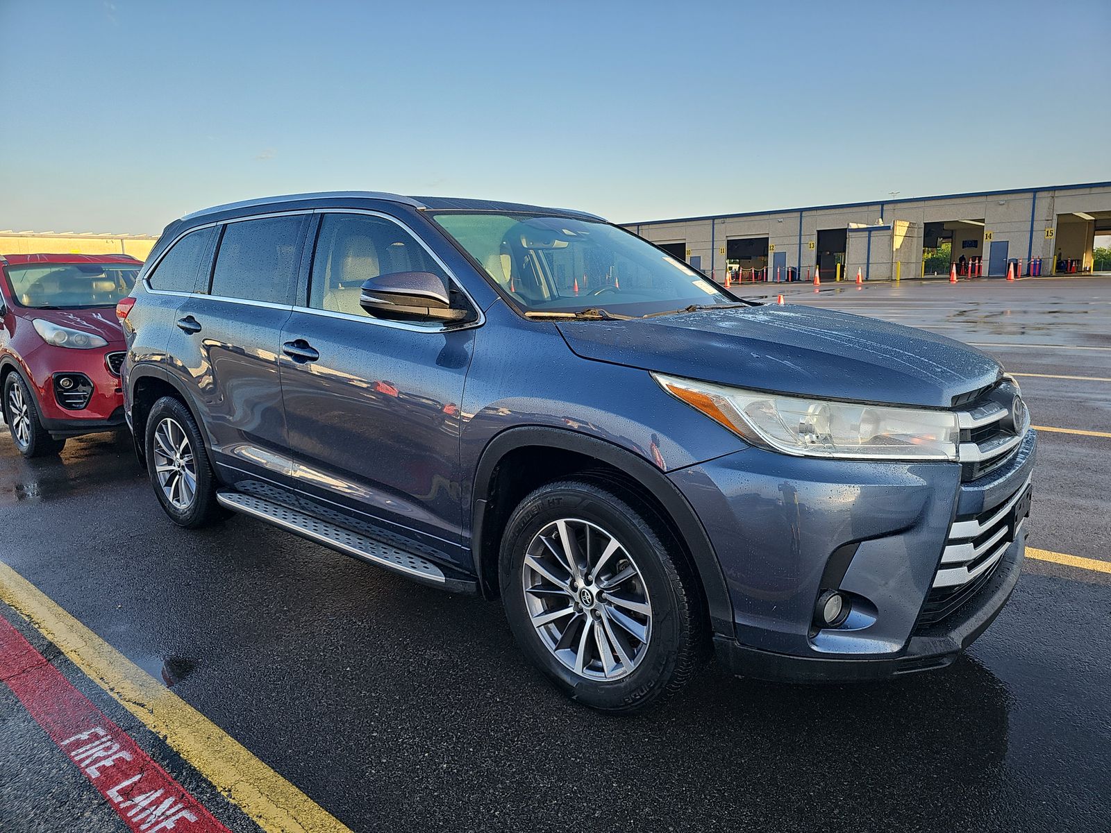 2018 Toyota Highlander XLE FWD